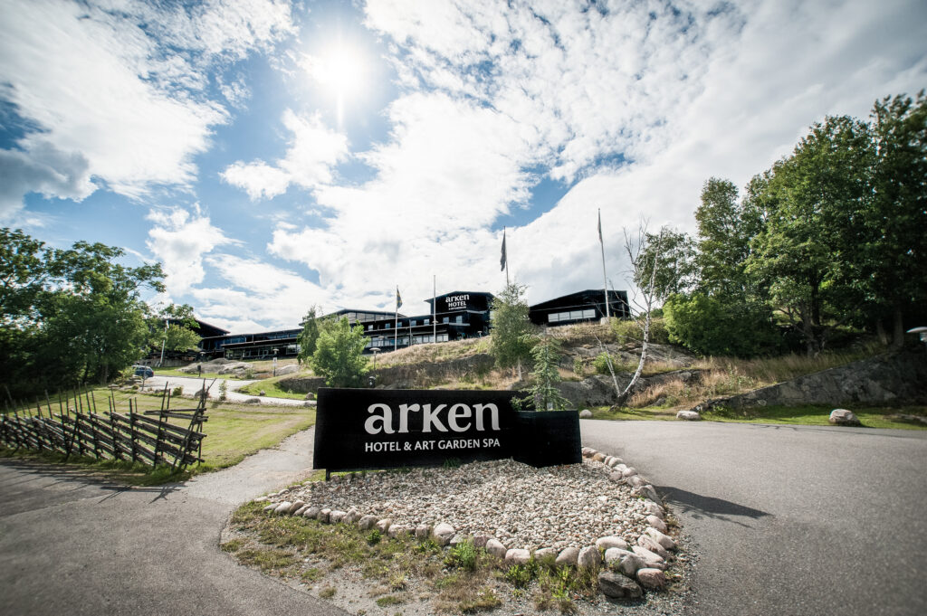 Arken Hotel exteriör uppfart